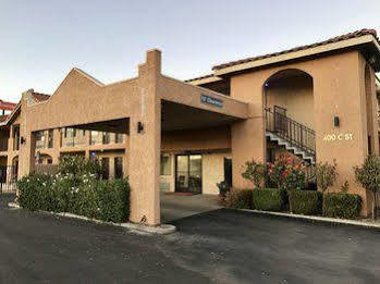 Econo Lodge University Arena 夏律第镇 外观 照片
