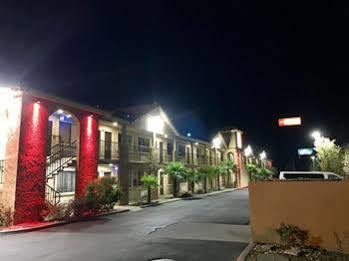 Econo Lodge University Arena 夏律第镇 外观 照片