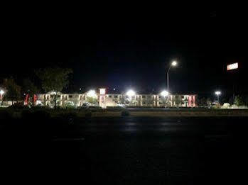 Econo Lodge University Arena 夏律第镇 外观 照片
